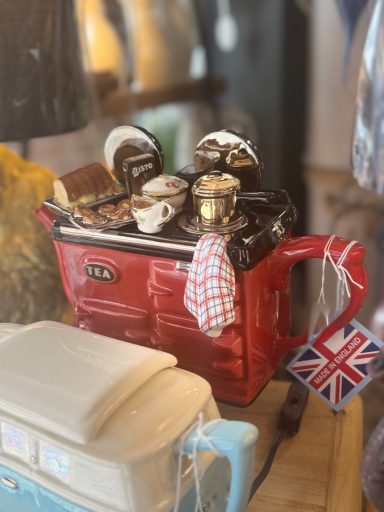 Sunday Lunch Large Aga Style Teapot – Red