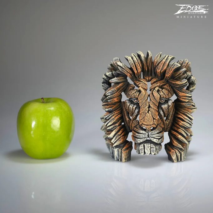 EDMIN01 - Lion Bust